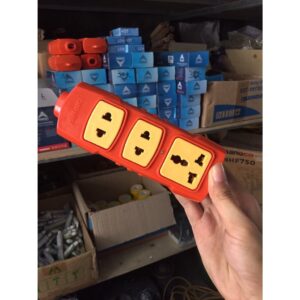 Ổ cắm 3 chịu tải 6000w Hinoki ( ko dây)